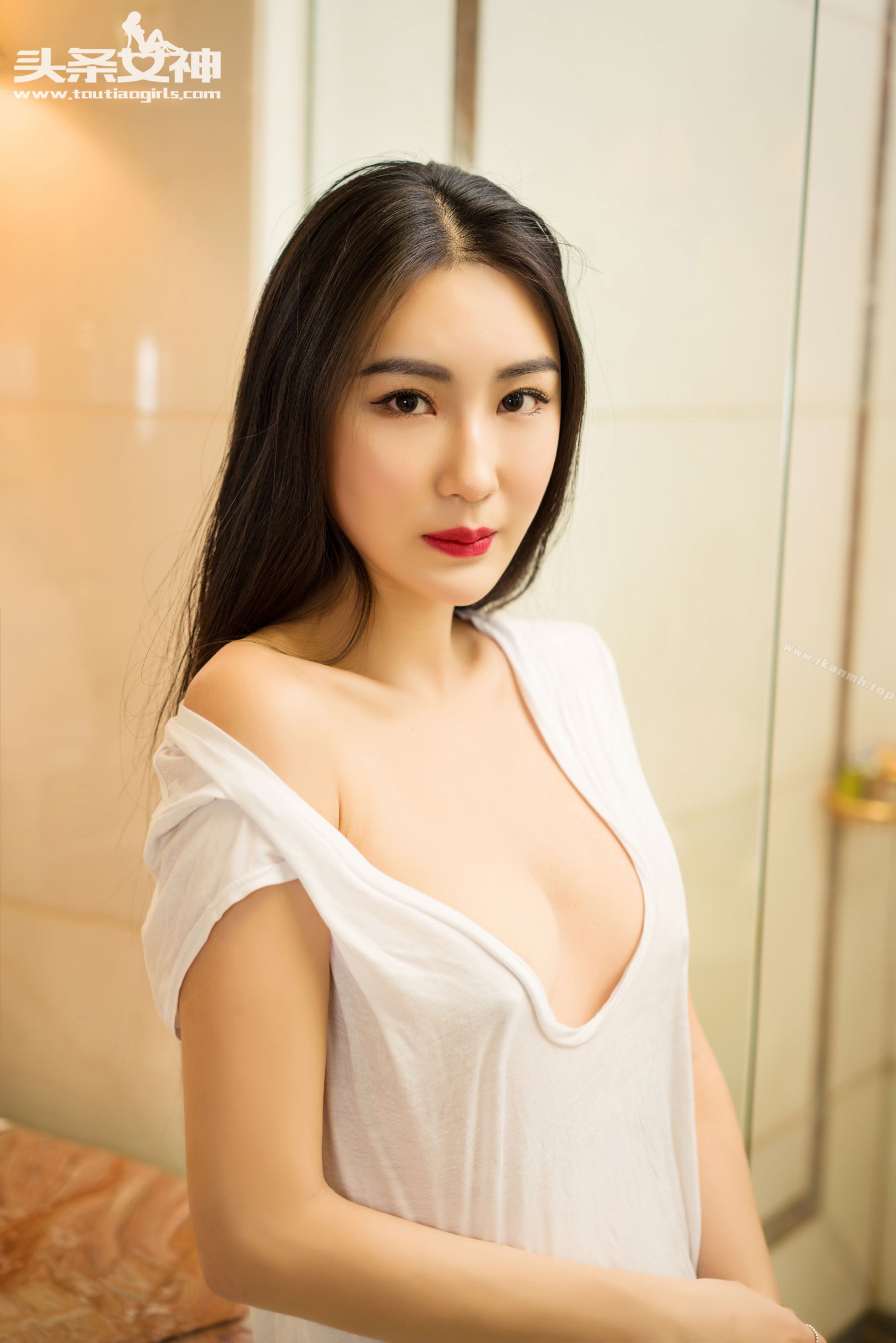 性感写真(真人集)瑷妮,一级棒身材正工作的女神,姿势撩人情欲乍泄,让多少男士难以抗拒的私房诱惑